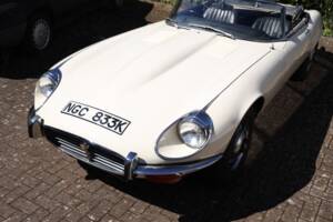 Image 16/50 de Jaguar Type E V12 (1972)