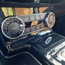 Immagine 55/92 di Mercedes-Benz G 500 Final Edition 200 (2013)