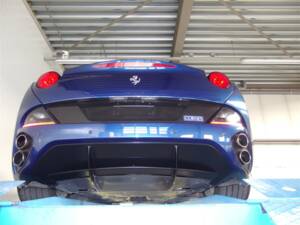 Bild 94/99 von Ferrari California (2009)