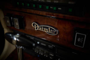 Imagen 59/99 de Daimler Double Six (1993)