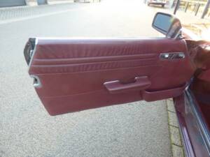 Afbeelding 15/36 van Mercedes-Benz 560 SL (1986)