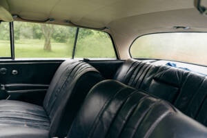 Image 5/99 of Mercedes-Benz 250 SE (1967)