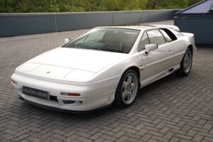 Image 32/50 of Lotus Esprit S4 (1994)