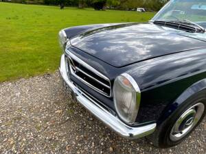 Image 35/50 de Mercedes-Benz 230 SL (1967)