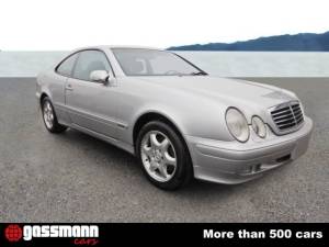 Immagine 3/15 di Mercedes-Benz CLK 320 (2000)