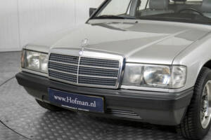 Image 18/50 of Mercedes-Benz 190 D (1984)