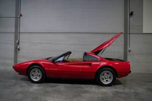Bild 6/85 von Ferrari 308 GTSi Quattrovalvole (1985)