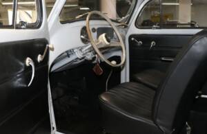 Image 24/44 of Volkswagen Beetle 1200 Export "Oval" (1956)