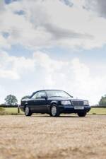 Bild 14/46 von Mercedes-Benz E 320 (1994)