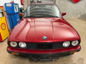 Imagen 4/19 de BMW 325i (1986)