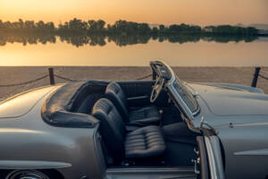 Image 3/9 de Mercedes-Benz 190 SL (1961)