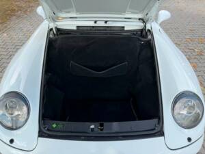 Bild 27/40 von Porsche 911 Carrera (1993)