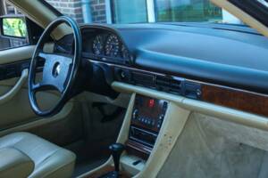 Bild 48/50 von Mercedes-Benz 560 SEC (1987)