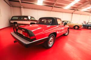 Image 10/24 of Alfa Romeo 2.0 Spider (1987)