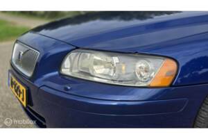 Bild 5/42 von Volvo V 70 2.5T (2005)
