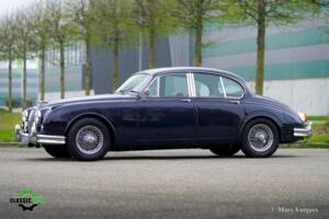 Image 23/42 of Jaguar Mk II 3.8 (1963)