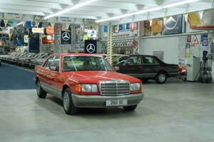 Bild 42/50 von Mercedes-Benz 260 SE (1986)