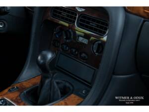 Immagine 13/39 di Aston Martin DB 7 (1999)