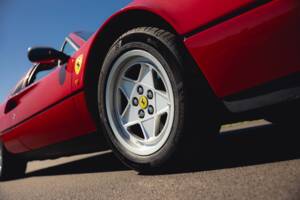 Image 35/60 of Ferrari 328 GTS (1986)