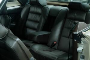 Image 41/50 of Mercedes-Benz 420 SEC (1989)