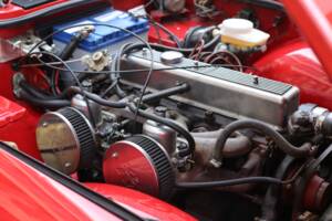 Image 19/49 of Triumph TR 6 (1976)