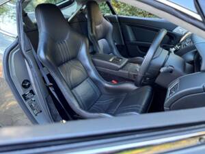 Bild 23/49 von Aston Martin V12 Vantage (2009)
