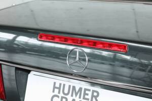 Image 35/37 of Mercedes-Benz SL 500 (1995)