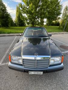 Bild 2/25 von Mercedes-Benz 300 E-24 (1991)