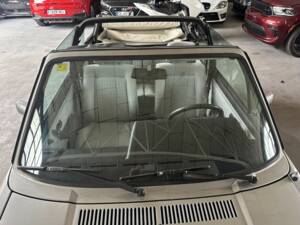 Bild 8/8 von Volkswagen Golf I Cabrio 1.8 (1991)