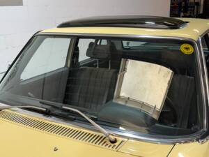 Immagine 29/35 di Mercedes-Benz 200 (1975)