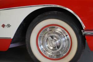 Image 26/50 of Chevrolet Corvette (1958)