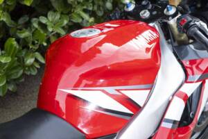 Image 15/33 of Yamaha YZF-R1 (2001)