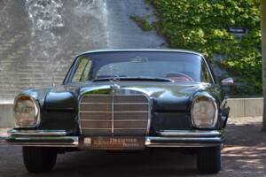 Image 3/17 of Mercedes-Benz 220 SE b (1964)