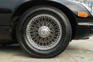 Bild 19/50 von Jaguar E-Type V12 (2+2) (1971)