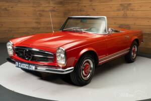Immagine 6/19 di Mercedes-Benz 230 SL (1967)