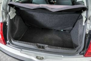 Image 33/35 of Nissan Micra C+C 1.6 (2005)