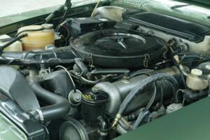Image 40/50 de Mercedes-Benz 350 SLC (1973)