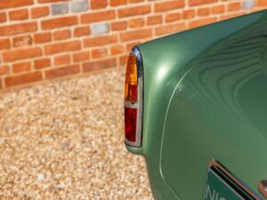 Image 31/62 of Aston Martin DB 4 GT (1960)