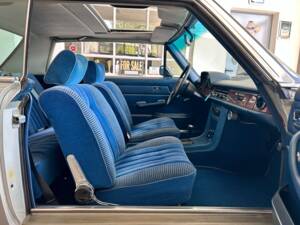 Image 15/61 of Mercedes-Benz 280 CE (1974)