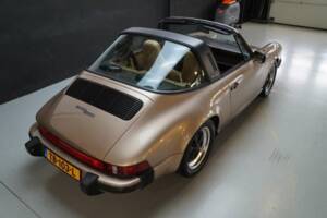 Immagine 34/50 di Porsche 911 SC 3.0 (1982)