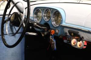 Image 18/27 of Alfa Romeo 1900 TI Super Berlina (1955)