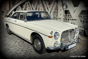 Bild 1/24 von Rover 3 Liter Mk III (1966)