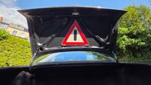 Image 17/32 of Mercedes-Benz 560 SEC (1991)