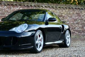 Image 25/50 of Porsche 911 Turbo (2002)
