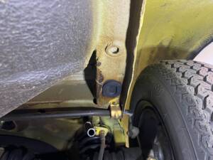 Bild 65/98 von Mercedes-Benz 200 D (1979)
