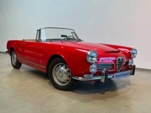 Bild 7/38 von Alfa Romeo 2600 Spider (1964)