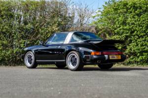 Image 6/10 of Porsche 911 SC 3.0 (1979)