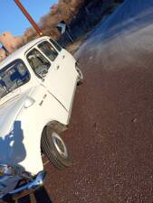 Imagen 2/31 de Renault R 4 (1968)