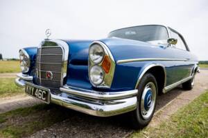 Afbeelding 8/62 van Mercedes-Benz 300 SE (1965)