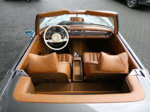 Image 18/27 of Mercedes-Benz 280 SL (1968)